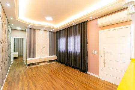 Sala de casa para alugar com 2 quartos, 125m² em Jardim Tiete, São Paulo