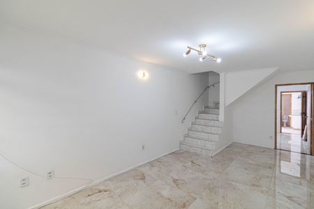 Sala de casa para alugar com 2 quartos, 97m² em Vila Bauab, São Paulo