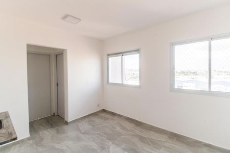 Sala de casa para alugar com 2 quartos, 34m² em Vila Sul Americana, Carapicuíba
