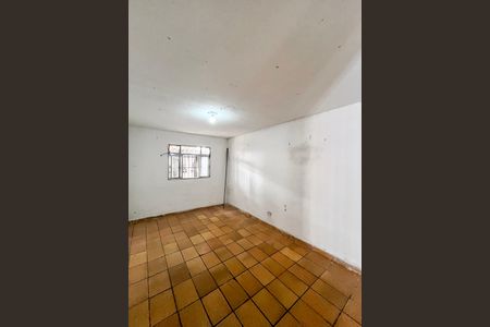 Quarto de casa para alugar com 1 quarto, 33m² em Parque Bristol, São Paulo