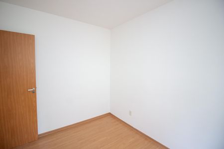 Quarto 2 de apartamento para alugar com 2 quartos, 48m² em Cabral, Contagem