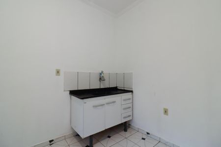 Sala/Cozinha de casa para alugar com 1 quarto, 26m² em Artur Alvim, São Paulo