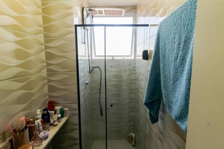 Banheiro - chuveiro de apartamento para alugar com 2 quartos, 44m² em Jardim Maria Duarte, São Paulo