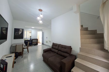 Sala de casa de condomínio para alugar com 2 quartos, 60m² em Vila Balnearia, Praia Grande