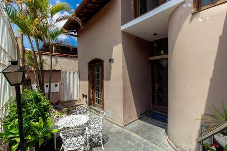 Foto 01 de apartamento para alugar com 3 quartos, 100m² em Monsenhor Messias, Belo Horizonte