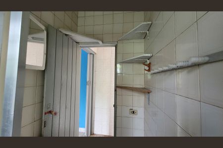 Casa para alugar com 2 quartos, 40m² em Vila Jurema, Itaquaquecetuba