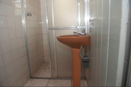 Casa para alugar com 2 quartos, 40m² em Vila Jurema, Itaquaquecetuba