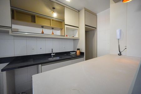 Cozinha de apartamento para alugar com 3 quartos, 90m² em Córrego Grande, Florianópolis