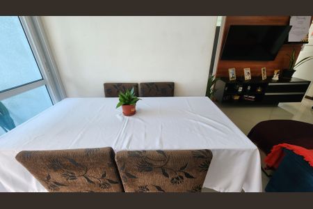 Sala de apartamento para alugar com 2 quartos, 55m² em Matatu, Salvador