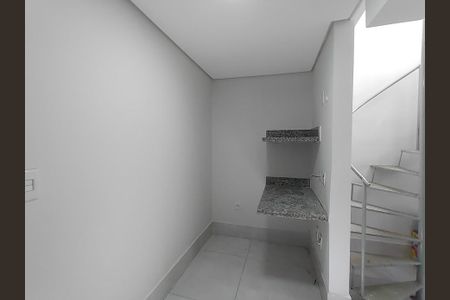 Apartamento para alugar com 2 quartos, 84m² em Santa Mônica, Uberlândia