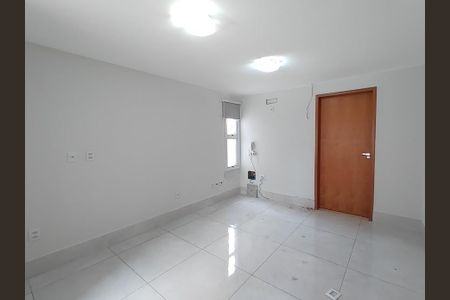 Quarto 2 de apartamento para alugar com 2 quartos, 84m² em Santa Mônica, Uberlândia