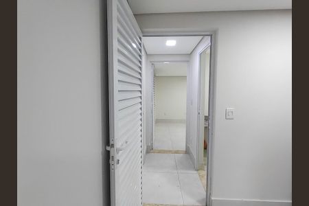 Quarto 1 de apartamento para alugar com 2 quartos, 84m² em Santa Mônica, Uberlândia