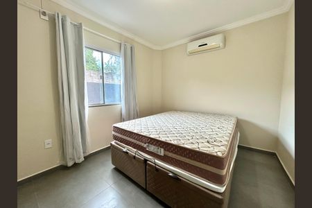 Quarto 1 de apartamento para alugar com 2 quartos, 68m² em Alto Ribeirão Leste, Florianópolis
