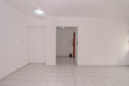 Sala de apartamento para alugar com 3 quartos, 95m² em Floresta, Porto Alegre
