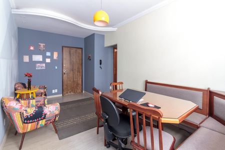 Foto 02 de apartamento para alugar com 2 quartos, 70m² em Sagrada Família, Belo Horizonte