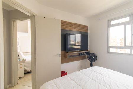 Quarto 1 Suíte de apartamento para alugar com 3 quartos, 75m² em Água Verde, Curitiba