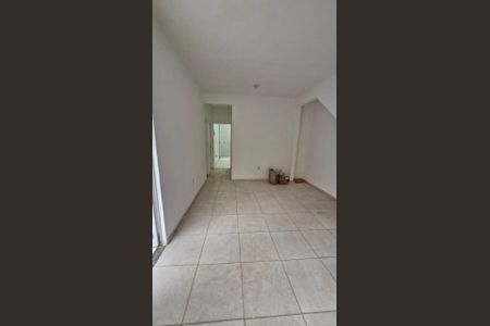 Casa de Condomínio para alugar com 2 quartos, 69m² em Tanque, Rio de Janeiro