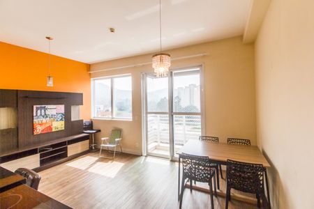 Sala de apartamento para alugar com 2 quartos, 58m² em Alphasitio, Santana de Parnaíba