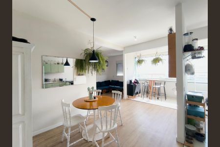 Sala de apartamento à venda com 2 quartos, 60m² em Vila Rio Branco, Jundiaí