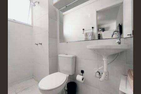 Banheiro da Suíte de apartamento à venda com 2 quartos, 60m² em Vila Rio Branco, Jundiaí