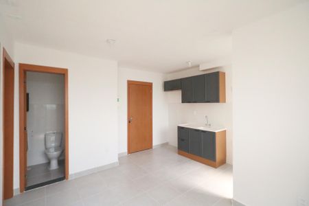 Sala de apartamento para alugar com 2 quartos, 38m² em Vila Palmares, São Caetano do Sul