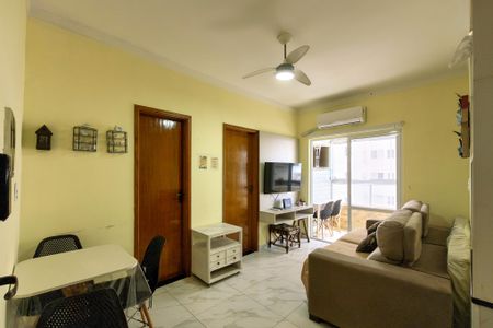 Sala de apartamento para alugar com 1 quarto, 40m² em Balneario Flórida, Praia Grande