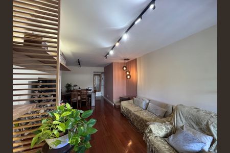 Sala de apartamento para alugar com 4 quartos, 140m² em Barra da Tijuca, Rio de Janeiro