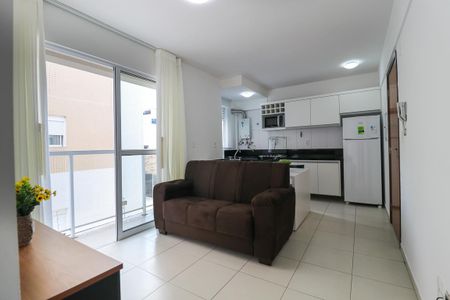 Sala de apartamento para alugar com 2 quartos, 63m² em Rebouças, Curitiba