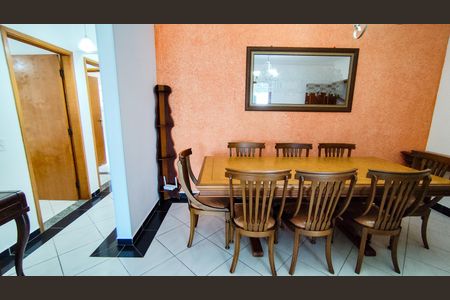 Sala de apartamento para alugar com 3 quartos, 174m² em Vila Tupi, Praia Grande
