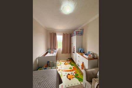 Quarto de apartamento para alugar com 3 quartos, 58m² em Parque Pinheiros, Taboão da Serra