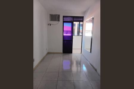 Sala de casa para alugar com 3 quartos, 150m² em Stella Maris, Salvador