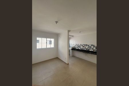 Sala de apartamento para alugar com 2 quartos, 46m² em Catiapoã, São Vicente