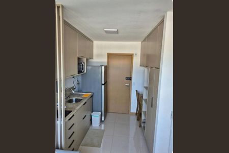 Cozinha de apartamento para alugar com 1 quarto, 24m² em Engenho Velho da Federação, Salvador