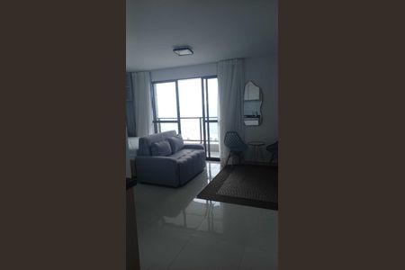 Sala de apartamento para alugar com 1 quarto, 32m² em Itapuã, Salvador