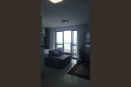 Sala de apartamento para alugar com 1 quarto, 32m² em Itapuã, Salvador