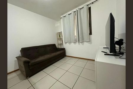 Sala de kitnet/studio para alugar com 1 quarto, 39m² em SHIGS 707, Brasília