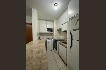 Cozinha de kitnet/studio para alugar com 1 quarto, 39m² em SHIGS 707, Brasília