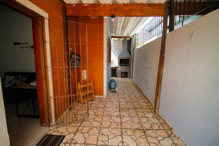 Garagem de casa para alugar com 1 quarto, 56m² em Maracanã, Praia Grande