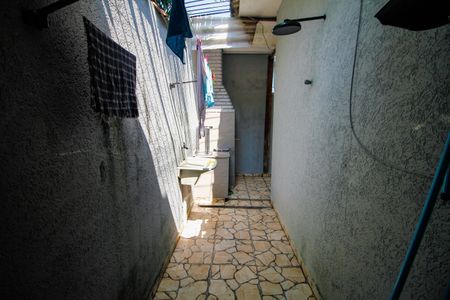 Área de Serviço de casa para alugar com 1 quarto, 56m² em Maracanã, Praia Grande