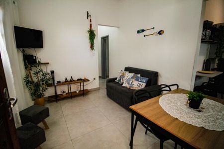 Sala de casa para alugar com 1 quarto, 56m² em Maracanã, Praia Grande