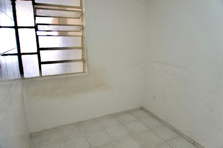 Quarto de kitnet/studio para alugar com 1 quarto, 20m² em João Pinheiro, Belo Horizonte