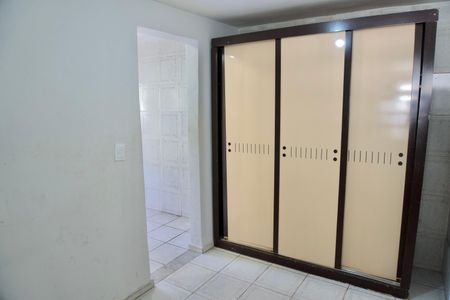 Quarto de kitnet/studio para alugar com 1 quarto, 20m² em João Pinheiro, Belo Horizonte