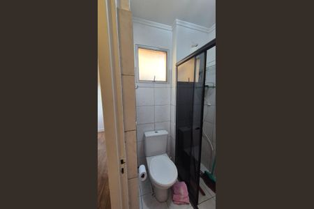 Banheiro de apartamento para alugar com 2 quartos, 42m² em Samambaia Sul, Brasília