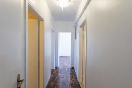 Corredor de apartamento para alugar com 3 quartos, 134m² em São Francisco, Curitiba