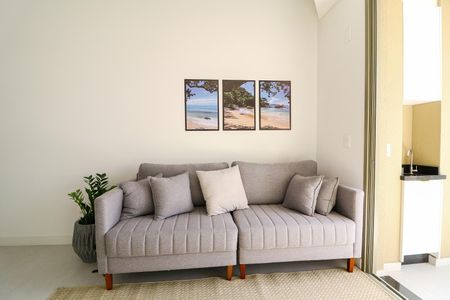 Sala de apartamento para alugar com 2 quartos, 74m² em Jurerê, Florianópolis