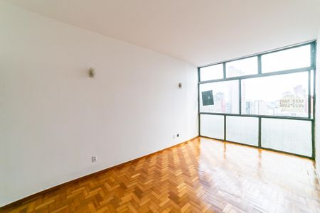 Sala de apartamento para alugar com 1 quarto, 67m² em Funcionários, Belo Horizonte