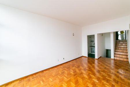 Sala de apartamento para alugar com 1 quarto, 67m² em Funcionários, Belo Horizonte
