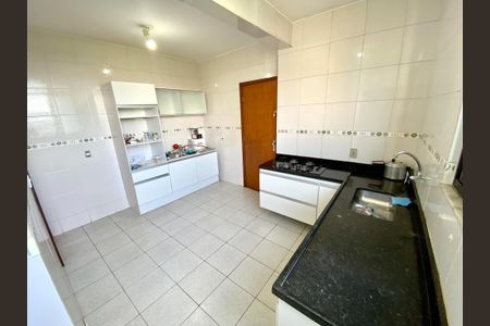 Apartamento para alugar com 3 quartos, 85m² em Ouro Preto, Belo Horizonte
