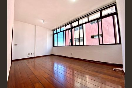 Apartamento para alugar com 3 quartos, 85m² em Ouro Preto, Belo Horizonte