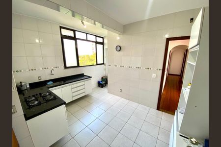 Apartamento para alugar com 3 quartos, 85m² em Ouro Preto, Belo Horizonte